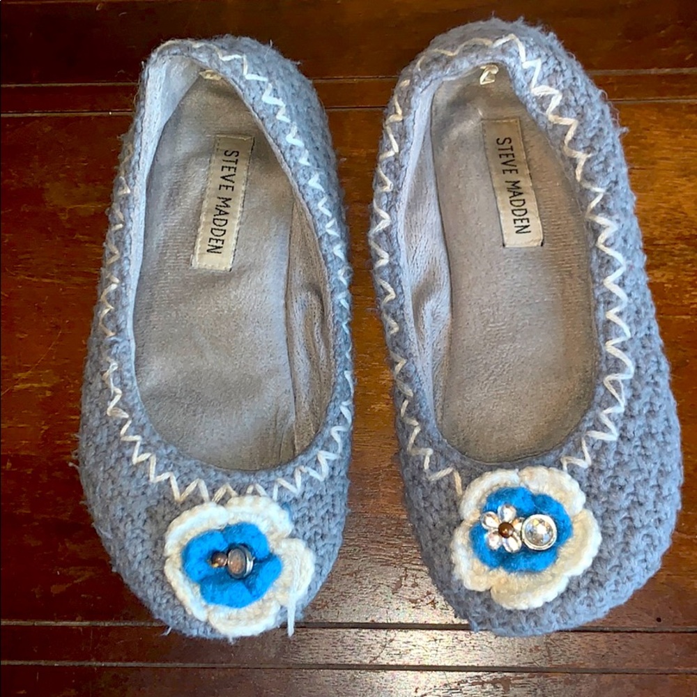 Steve Madden Knit Slippers w/ Flower *2 for $5*